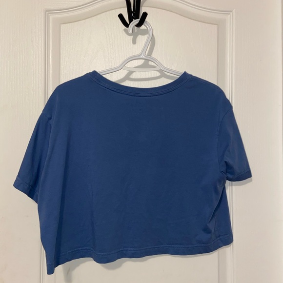 nike cropped tee - Picture 3 of 3